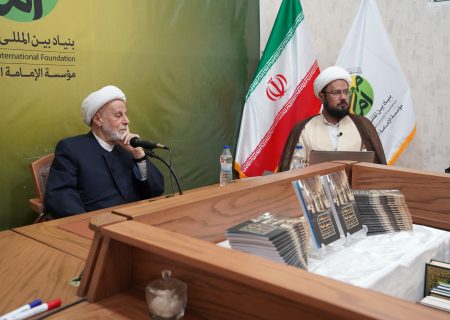نشست نقد و بررسی کتاب راز بزرگ در آن‌سوی کربلا ؛ دسیسه سفیانی-رومی «رده» برگزار شد