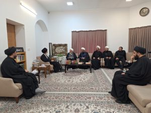 دیدار اعضای دبیرخانه کنگره بین المللی بزرگداشت علامه میرحامد حسین لکهنوی رحمه الله با آیت الله میرسید محمد یثربی دام ظله