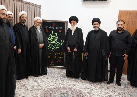 گزارش تصویری دیدار اعضای دبیرخانه کنگره بین المللی بزرگداشت علامه میرحامد حسین لکهنوی رحمه الله با آیت الله میرسید محمد یثربی دام ظله