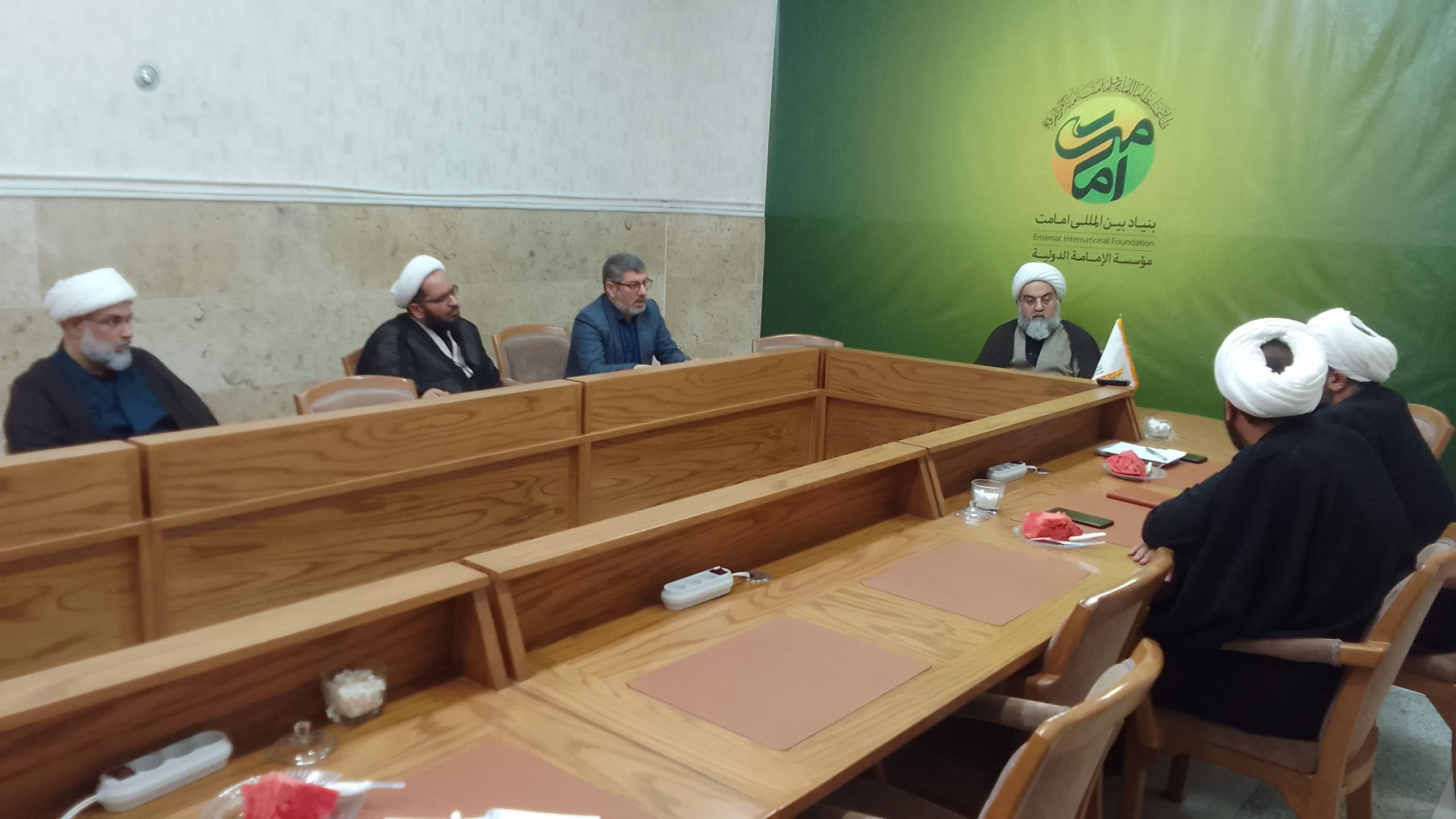 نشست هم‌اندیشی سیاست‌گذاری کلان در حوزه تاریخ امامت برگزار شد