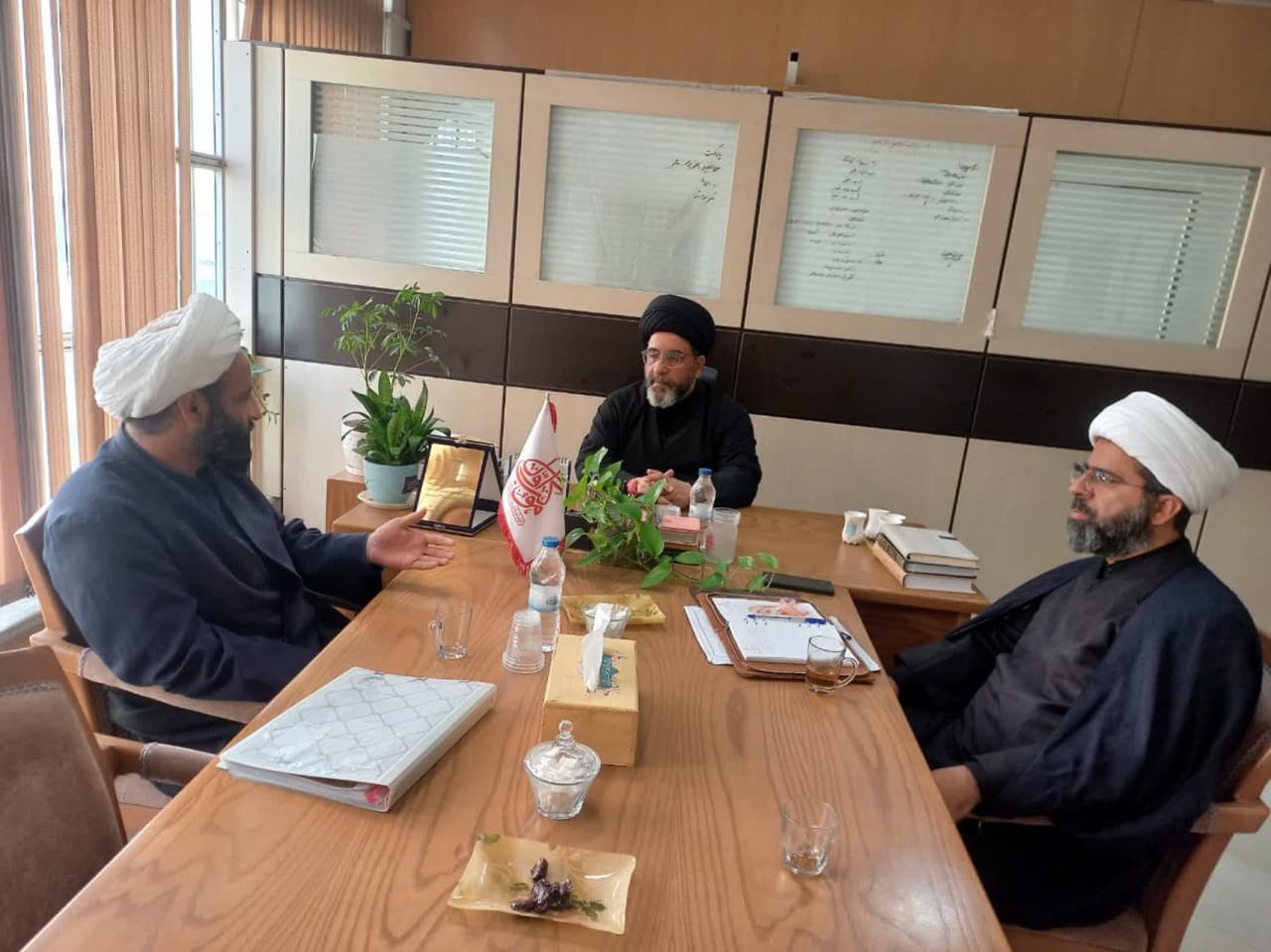 معاونین فرهنگی سازمان تبلیغات اسلامی فارس و بنیاد بین المللی امامت دیدار کردند