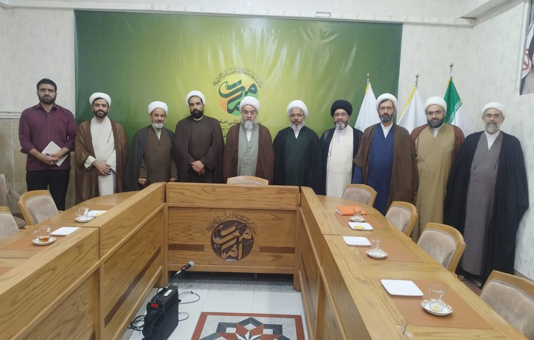 گزارش تصویری  دیدار آقای ولیخانی مدیر مرکز تخصصی نماز و معاونان از بنیاد امامت