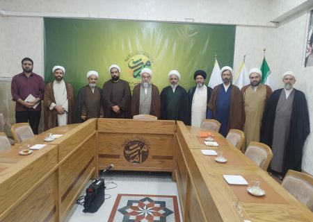 گزارش تصویری  دیدار آقای ولیخانی مدیر مرکز تخصصی نماز و معاونان از بنیاد امامت