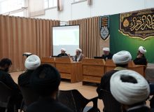 چهارمین کرسی علمی ترویجی با موضوع «تحلیل و بررسی نظریه عدم اجتماع خلافت با نبوت در یک خاندان » برگزار شد