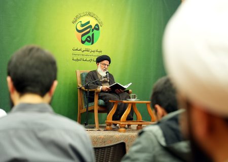اولین مدرسه تخصصی «مطالعات تبیینی امامت» با عنوان رویکرد تبیینی امامت؛ رویکردی کهن و ناشناخته برگزار شد