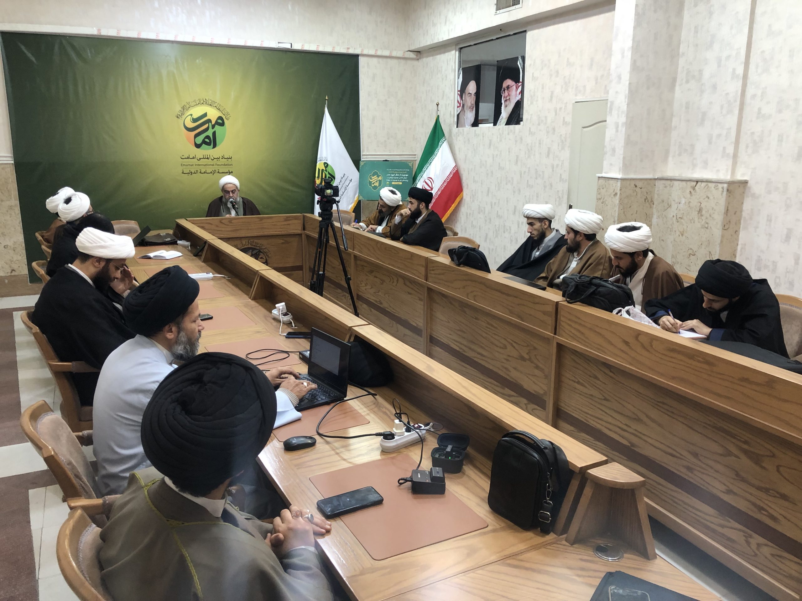 بیستوپنجمین نشست ماه امامت برگزار شد