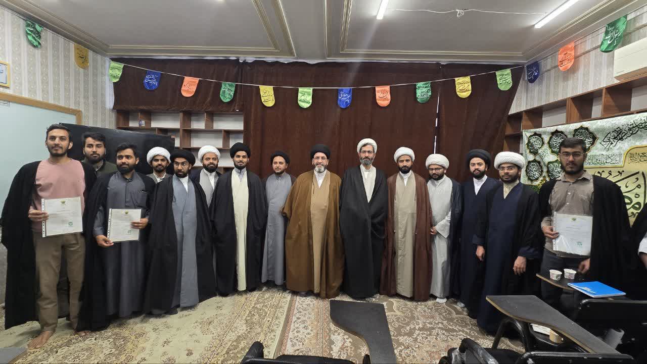 اختتامیه دوره تخصصی «آشنایی با امامت» با محوریت میراث علمی لکهنو برگزار شد