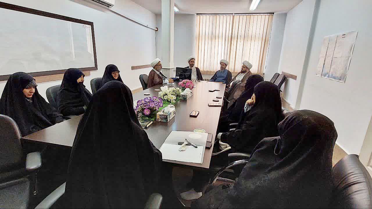 پایان موفقیتآمیز اردوی علمی و مهارتی قم و اعطای گواهی رسمی تدریس