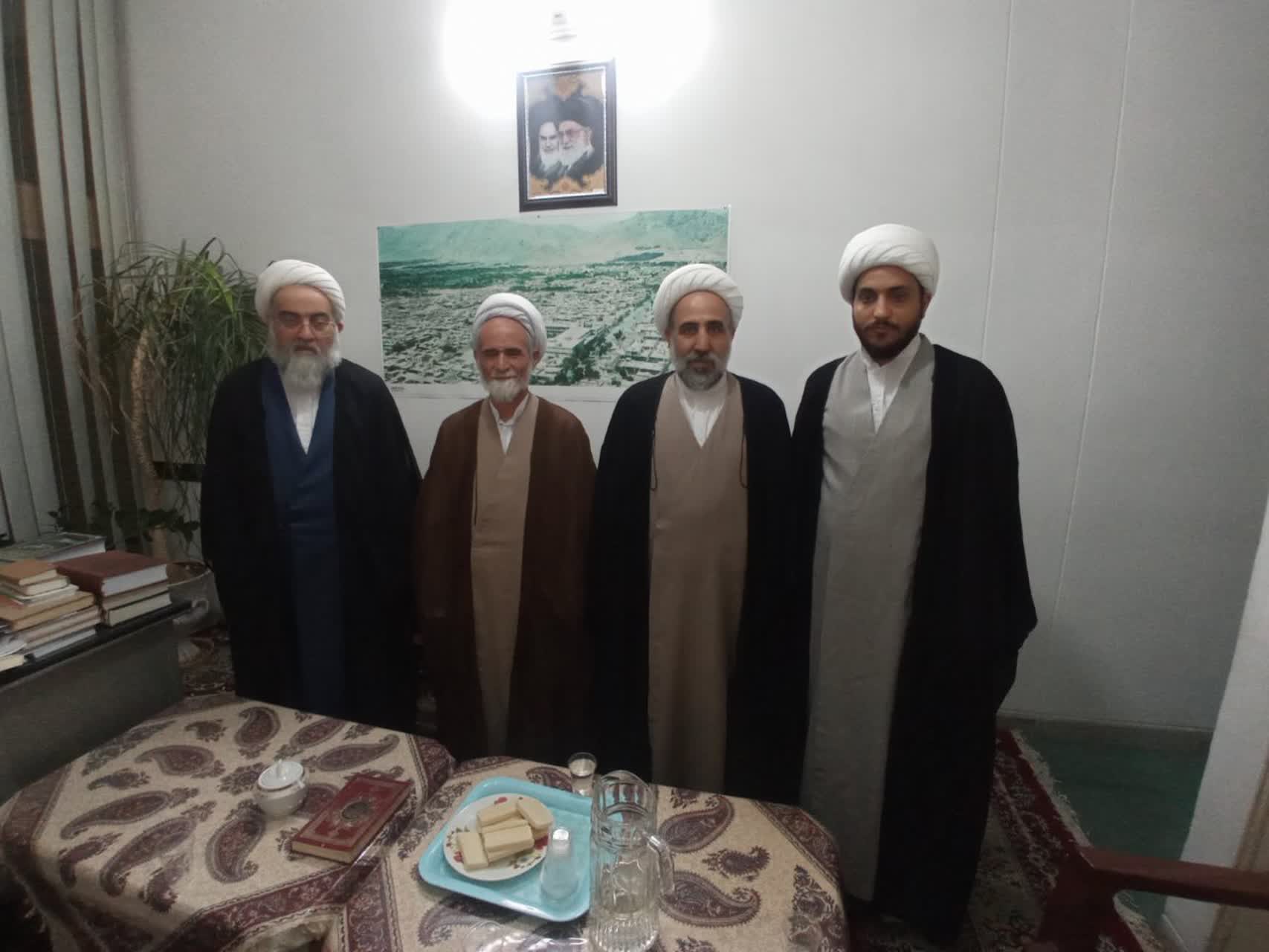 رئیس بنیاد بینالمللی امامت با آیتالله حسناتی دیدار کردند