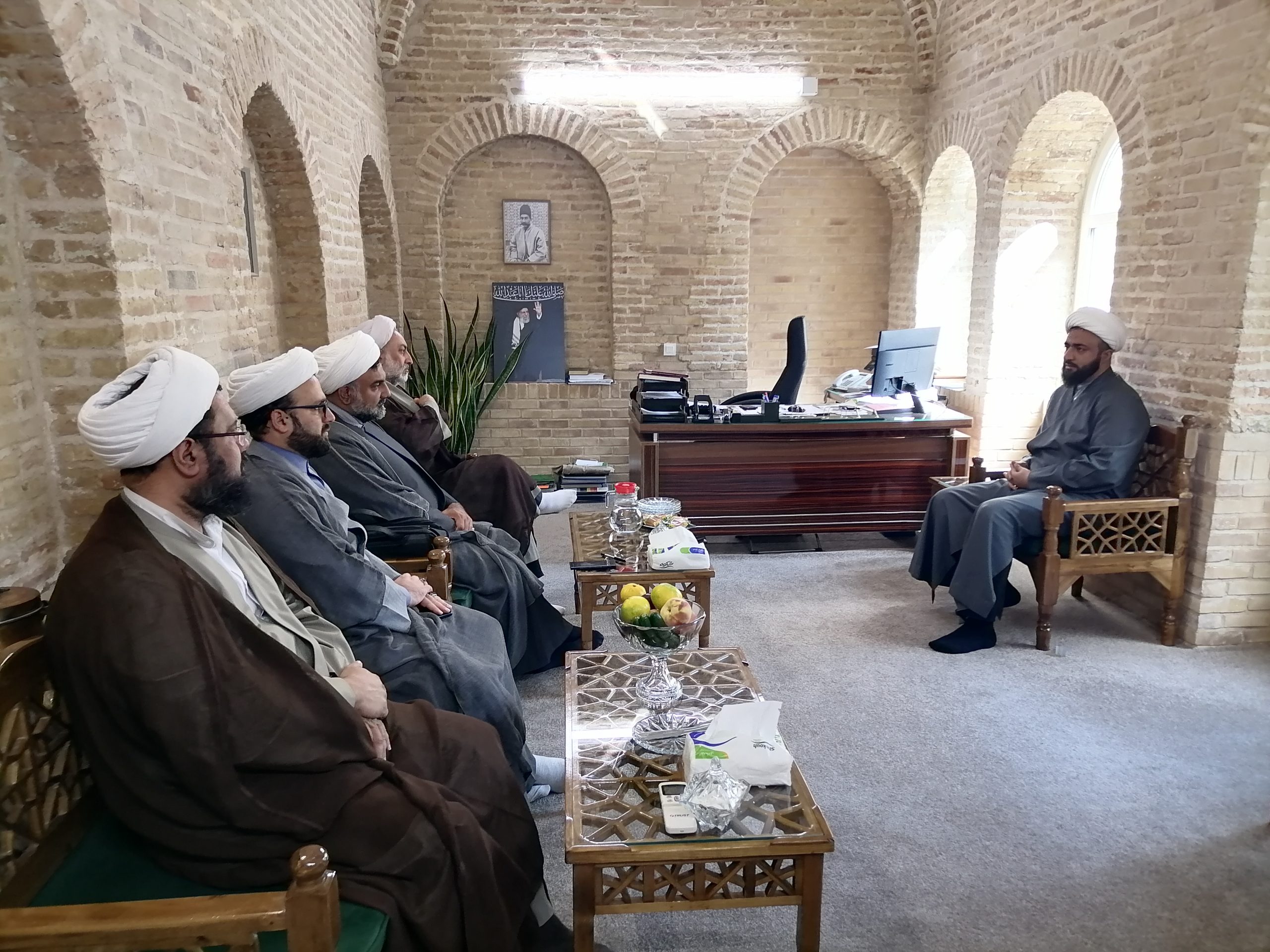 مدرسه یک روزه «غلو از حاشیه تاریخ تا متن زندگی امروز» برگزار شد